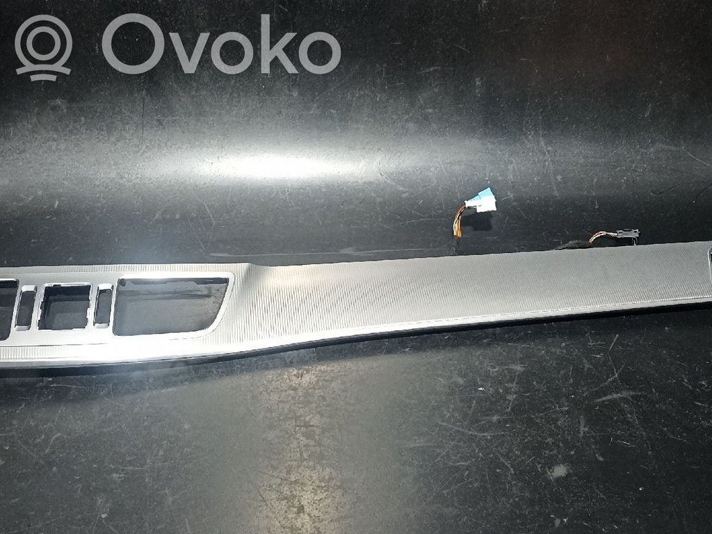 Mercedes-Benz E W212 Dashboard trim 
