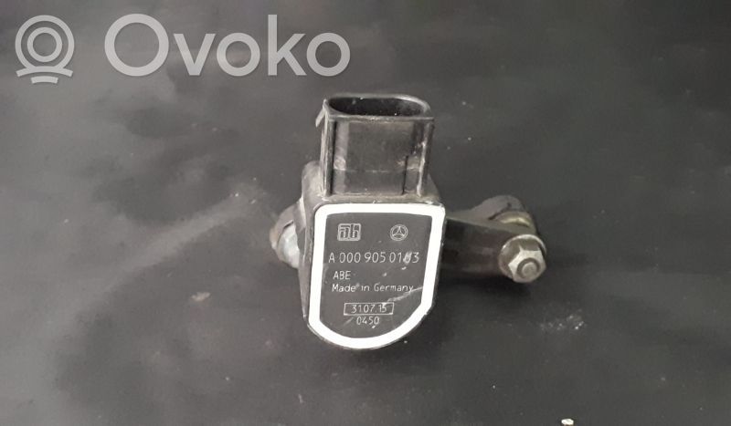 Mercedes-Benz C W204 Moteur de réglage du niveau des phares 