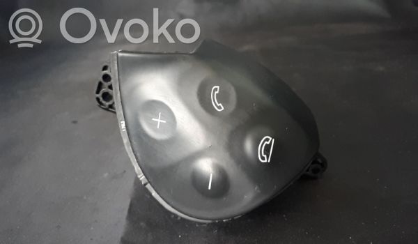 Boutons / interrupteurs volant   2118206110,DIREITO