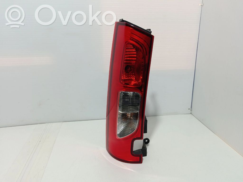 Mercedes-Benz Citan W415 Lampy tylnej klapy bagażnika 