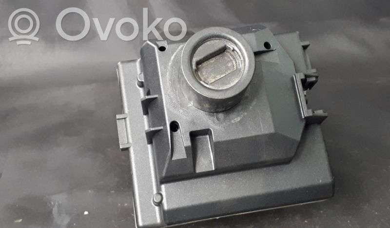 Mercedes-Benz C W205 Engine start stop button switch 