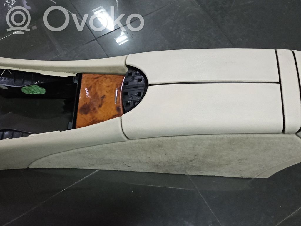 Mercedes-Benz E W211 Armrest 