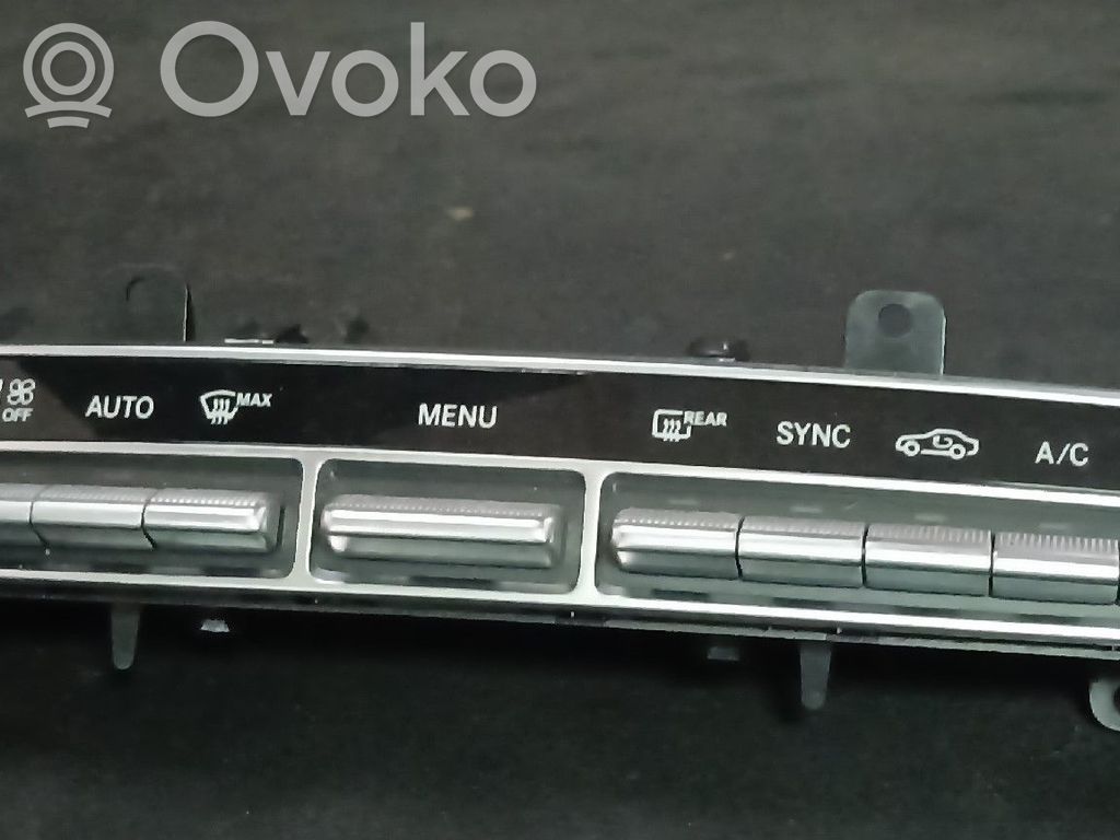 Mercedes-Benz E W238 Climate control unit 