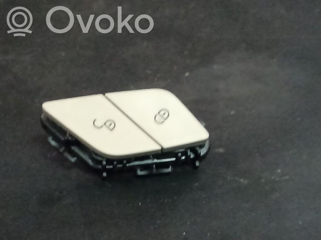 Mercedes-Benz C W205 Central locking switch button 