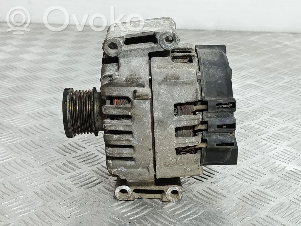 Mercedes-Benz Sprinter W906 Alternador 