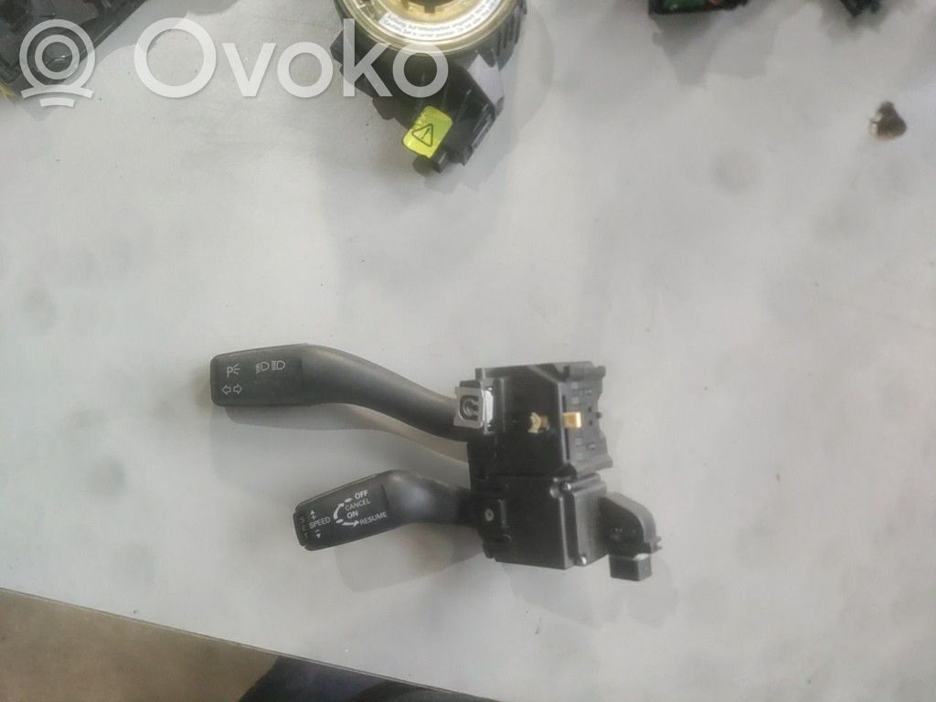 Audi TT TTS Mk2 Wiper turn signal indicator stalk/switch 