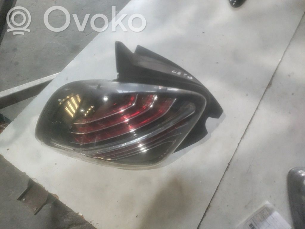 Tailgate rear/tail lights   265551416R
