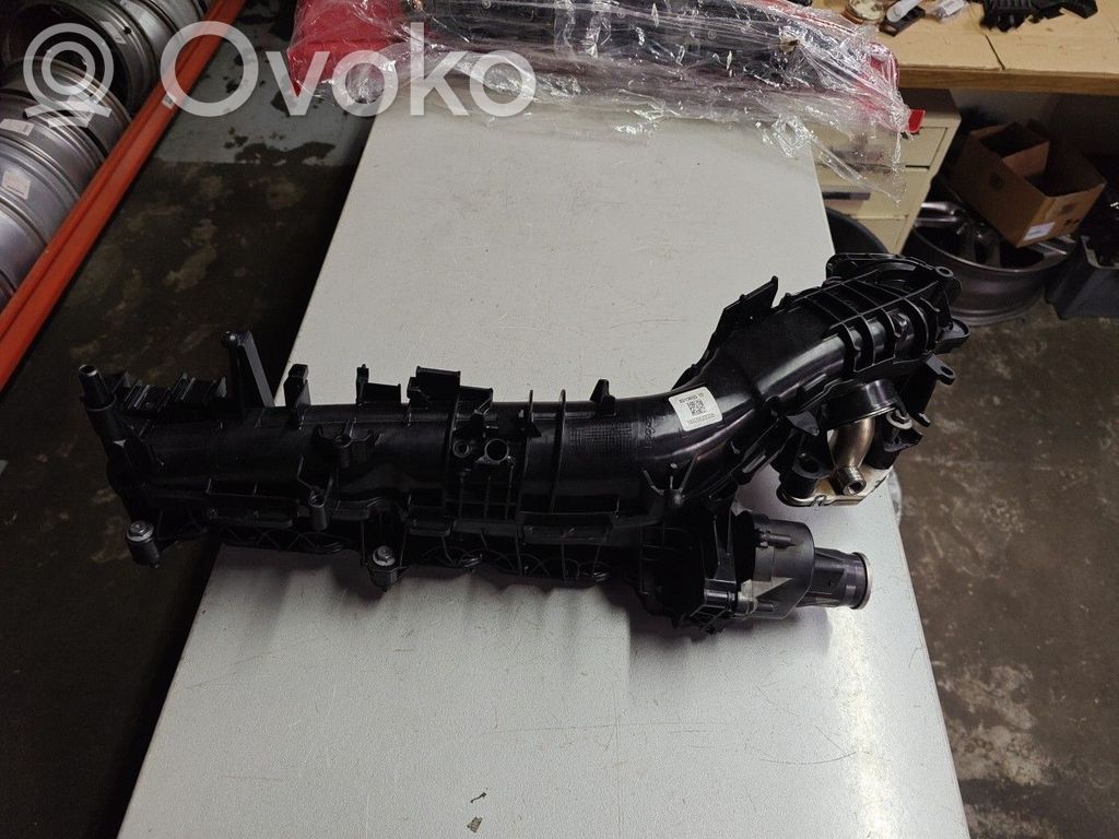 BMW 3 F30 F35 F31 Kolektor ssący 