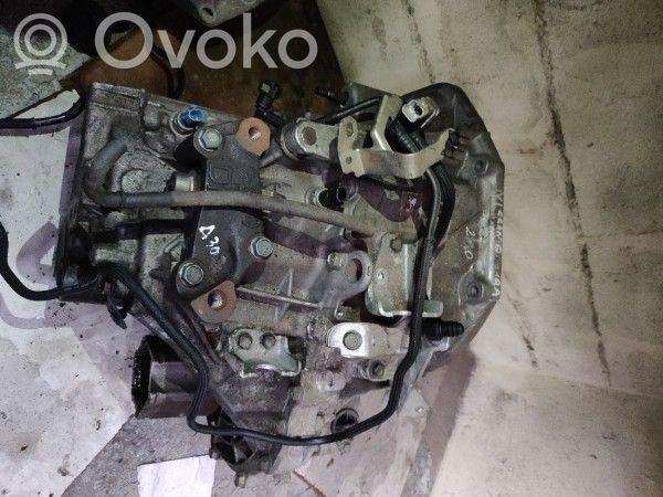 Nissan Qashqai Manual 5 speed gearbox 