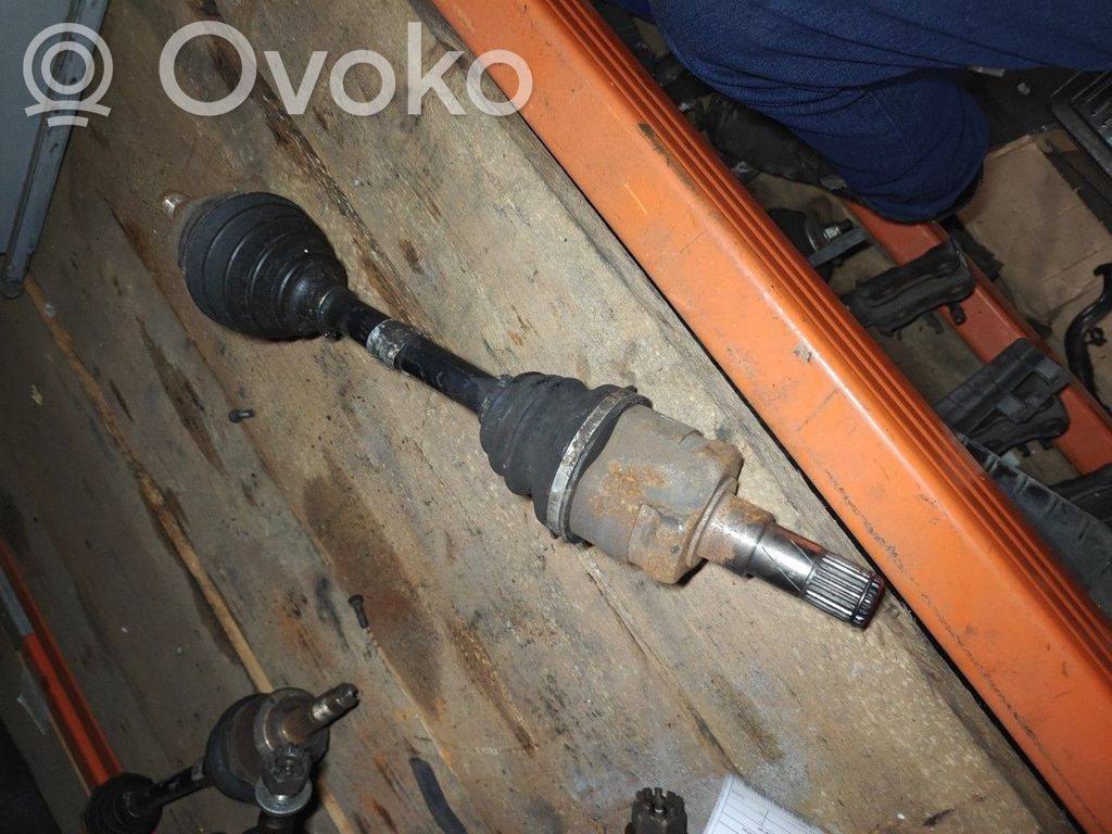 Opel Corsa D Półoś przednia 
