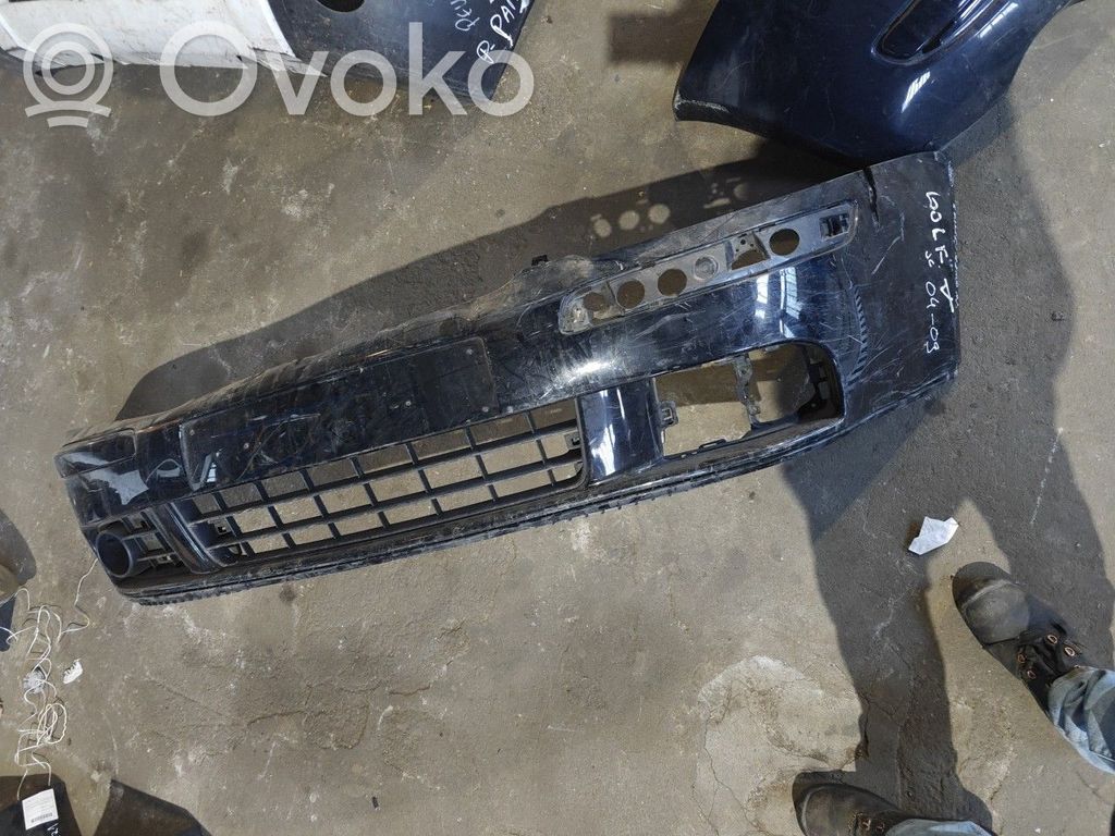 Etupuskuri   1K0807221,VWGOLF5