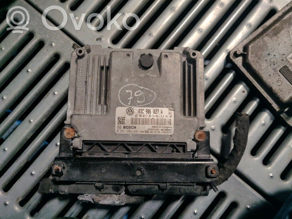 Volkswagen Tiguan Engine control unit/module 