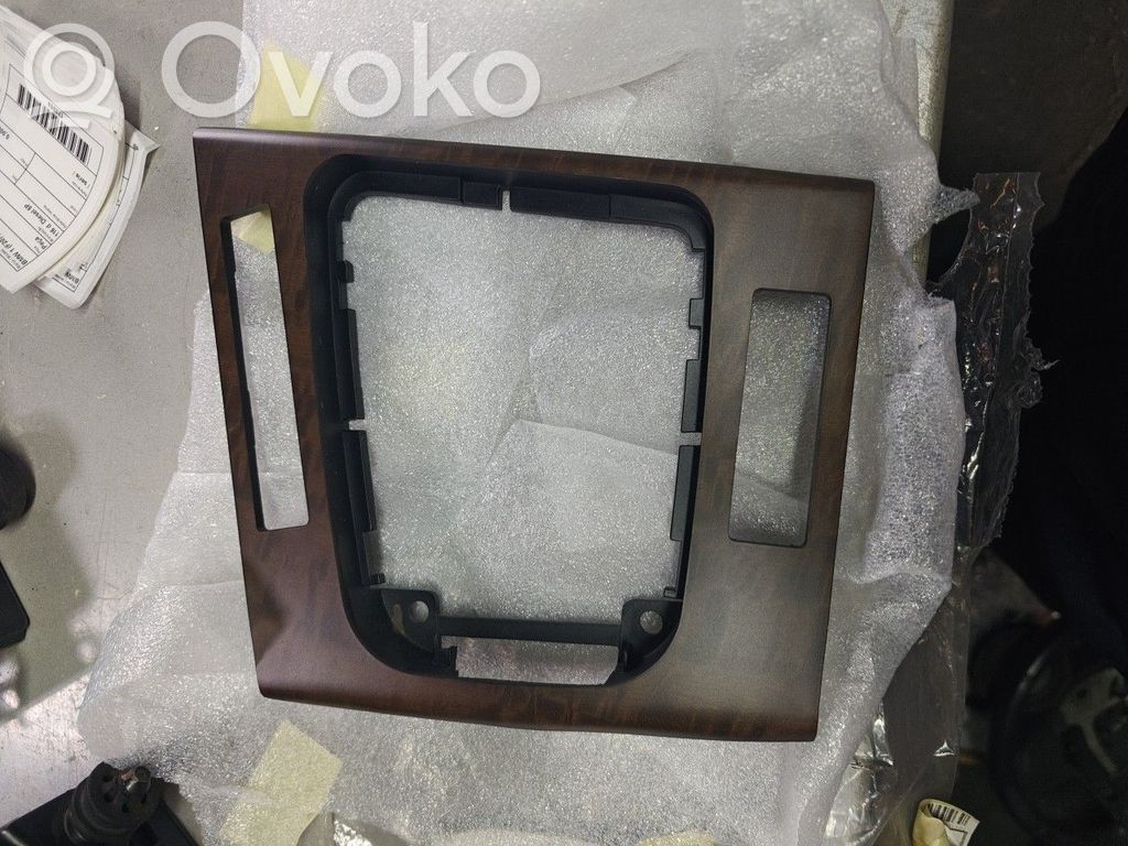 BMW 3 E46 Rămă unitate radio/GPS 