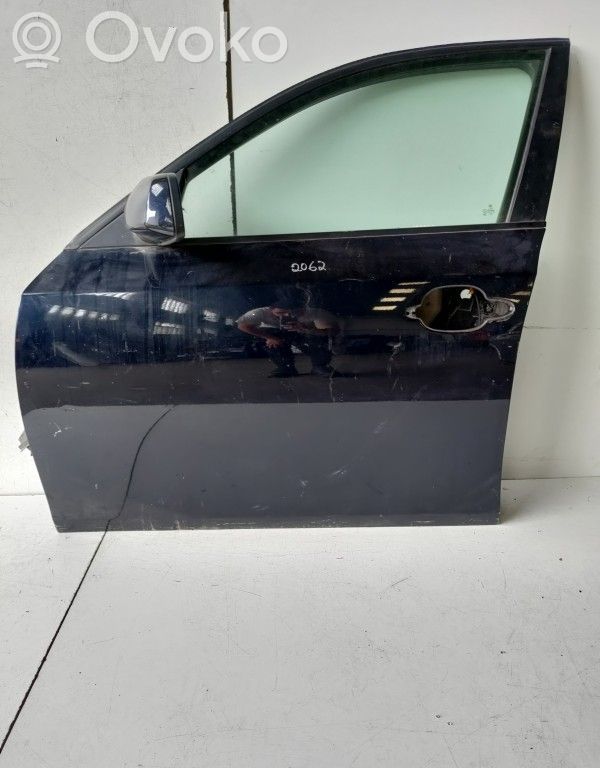 Front door   E60E61,2062,41515A2A3A5,5A2A3A5