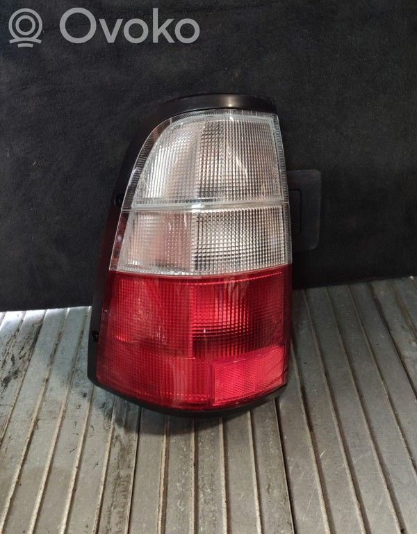 Opel Campo Lampy tylnej klapy bagażnika 