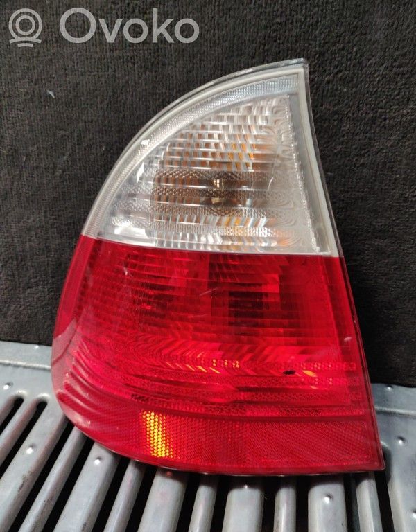 BMW 3 E46 Takaluukun takavalot 