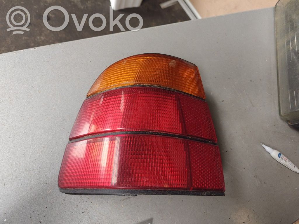 BMW 3 E36 Rückleuchte Heckleuchte innen 
