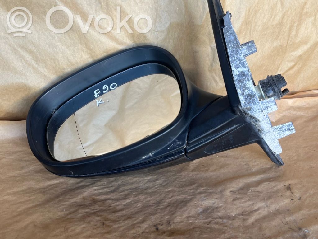 Front door electric wing mirror   7182695