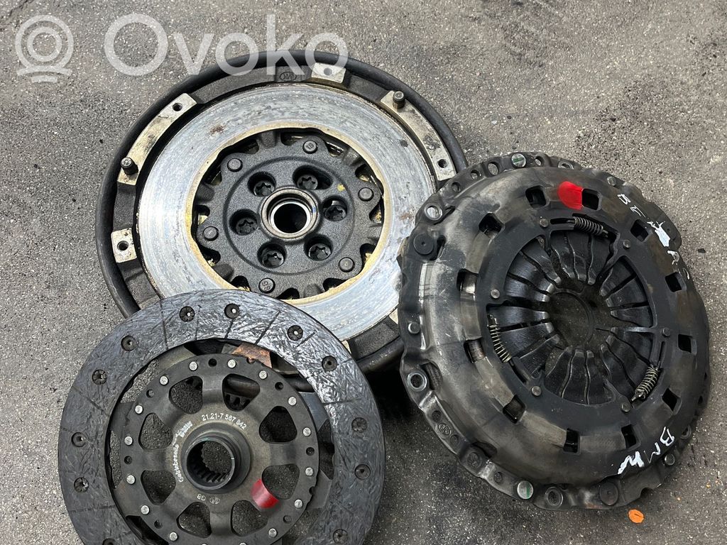 Kit d'embrayage   7567842