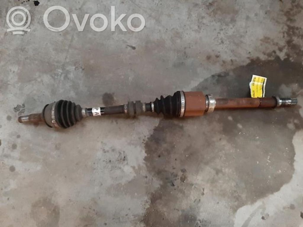 Nissan Qashqai Półoś przednia 