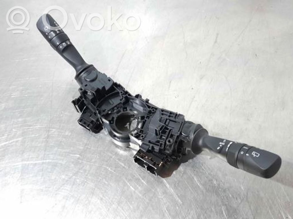 Toyota Auris E180 Commodo, commande essuie-glace/phare