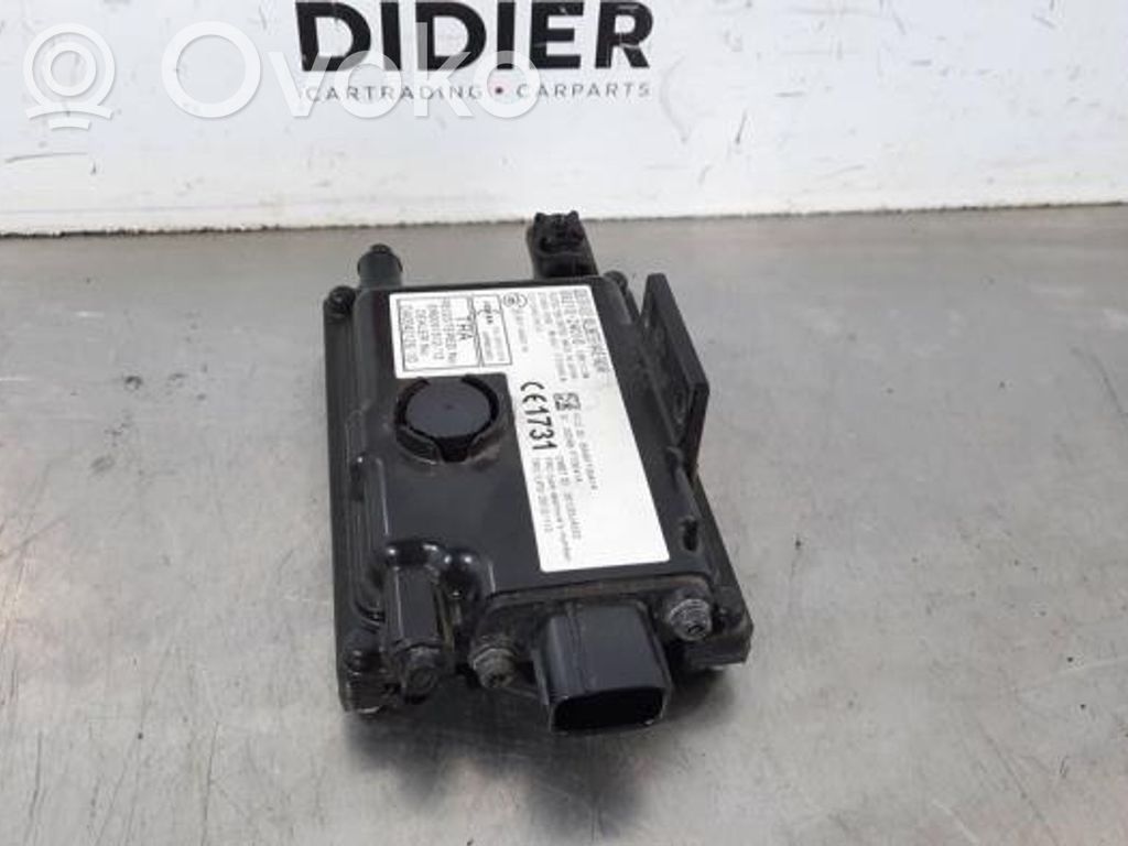 Sensor de radar Distronic   8821024010
