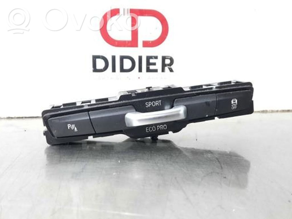 BMW 2 F46 Otros interruptores/perillas/selectores 