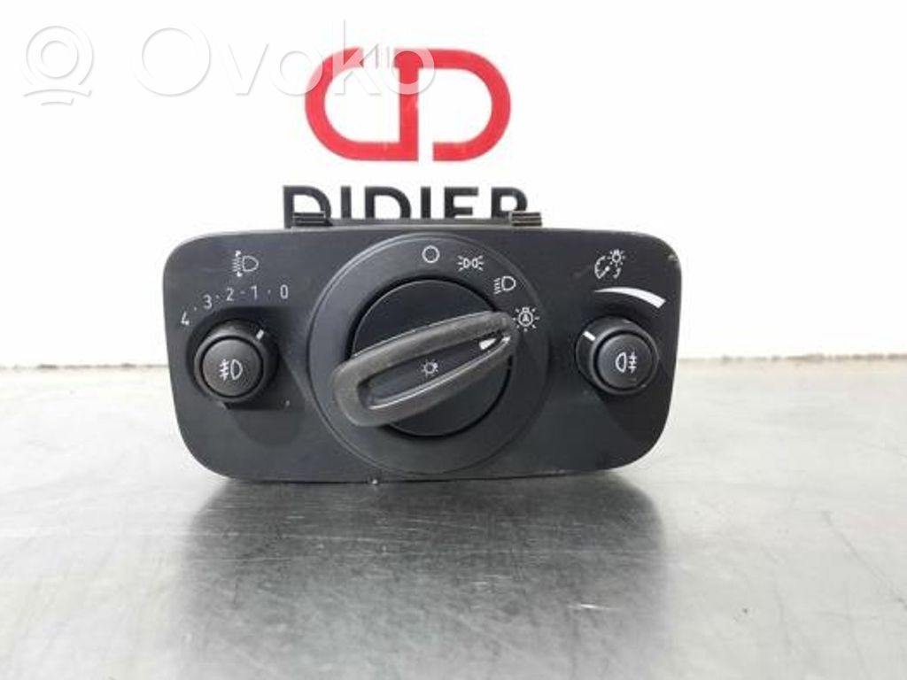 Ford Fiesta Headlight level height control switch 