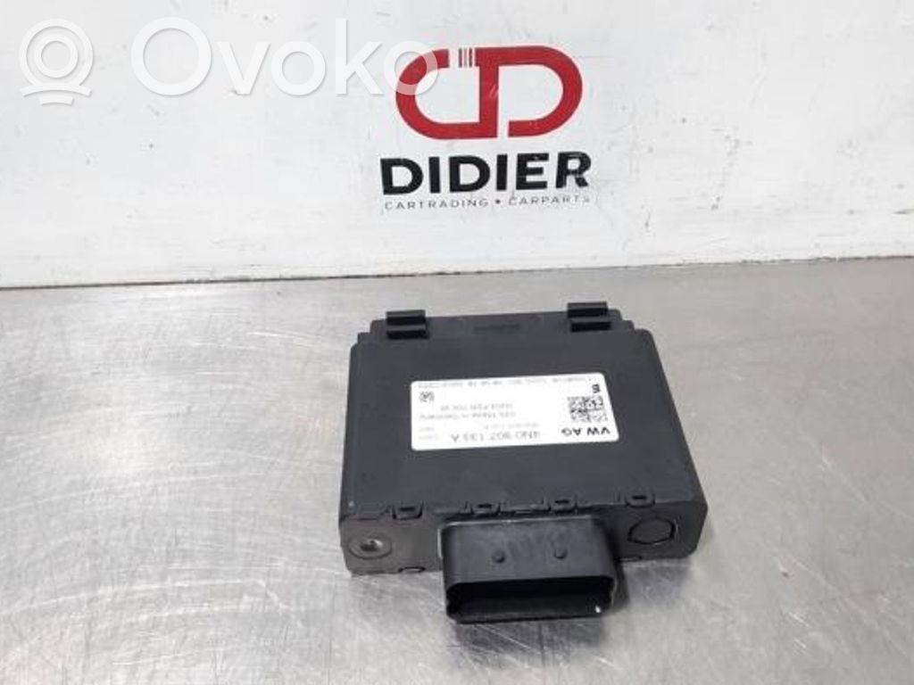 Audi Q8 Antenna control unit 