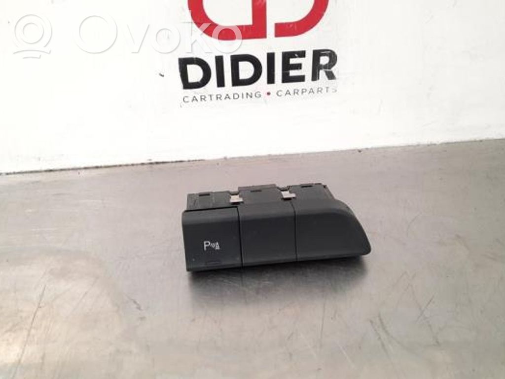 Audi Q3 8U Sonstige Schalter / Griffe / Umschalter 
