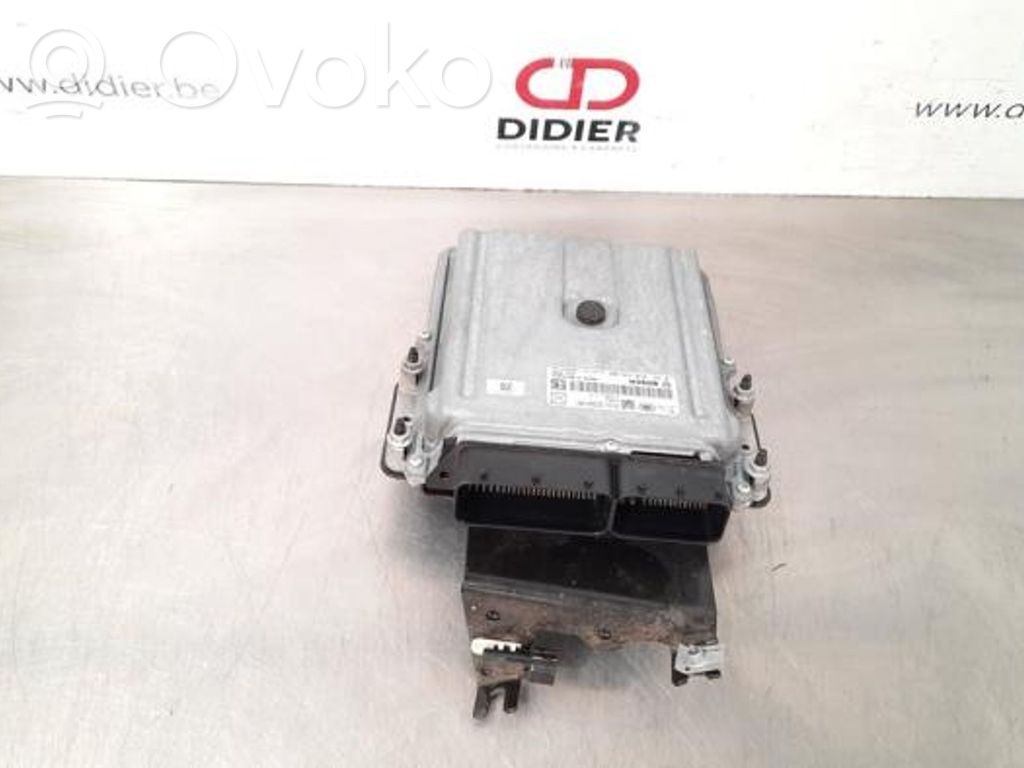 Land Rover Range Rover L405 Engine control unit/module 