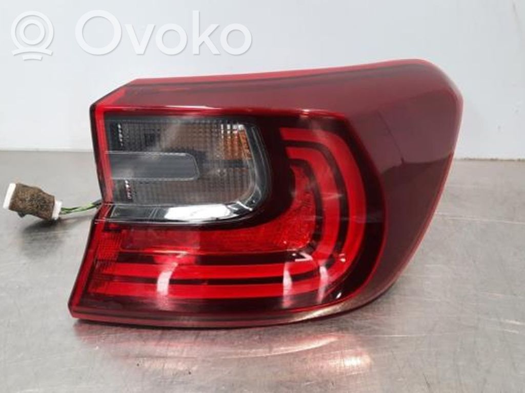 Rear/tail lights   92402J7050