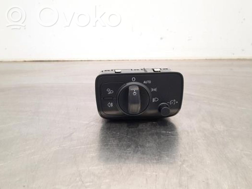 Headlight level height control switch   8V0941531AQ