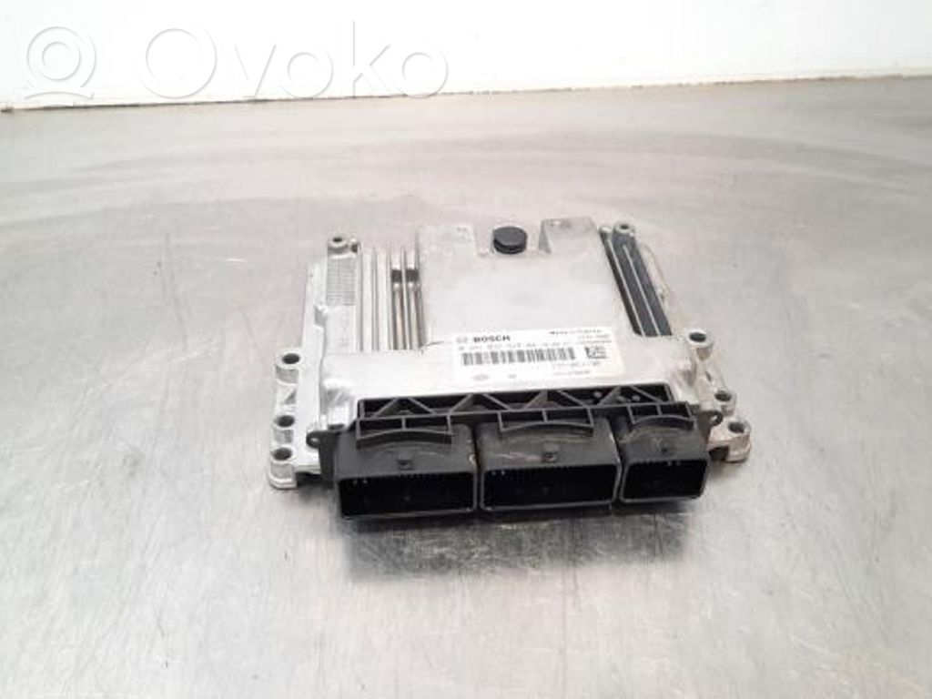 Renault Megane IV Engine control unit/module 