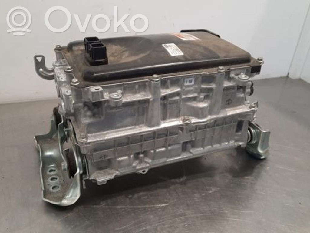 Toyota Corolla E210 E21 Falownik / Przetwornica napięcia 