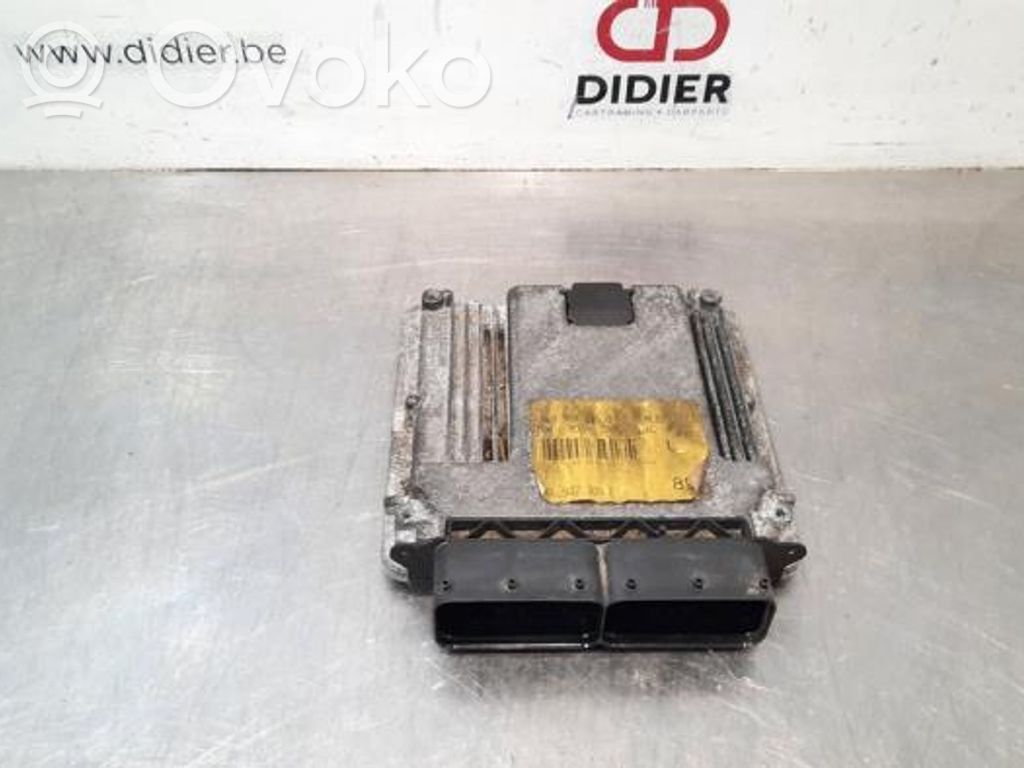 Engine control unit/module   8W0907115