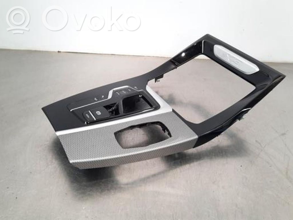 Console centrale   699394701,1033612600,1033612600
