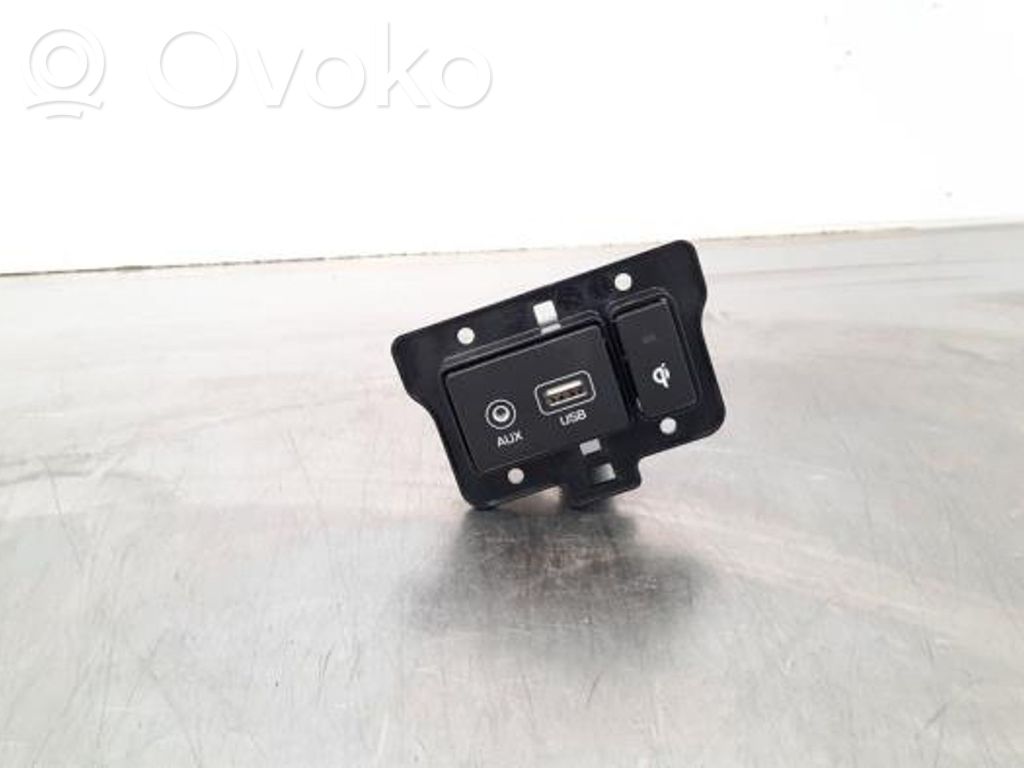 Hyundai Kona I Enchufe conector USB 