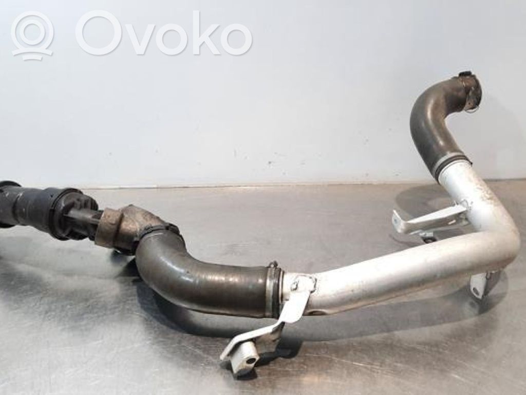 Volvo V60 Tubo flessibile intercooler