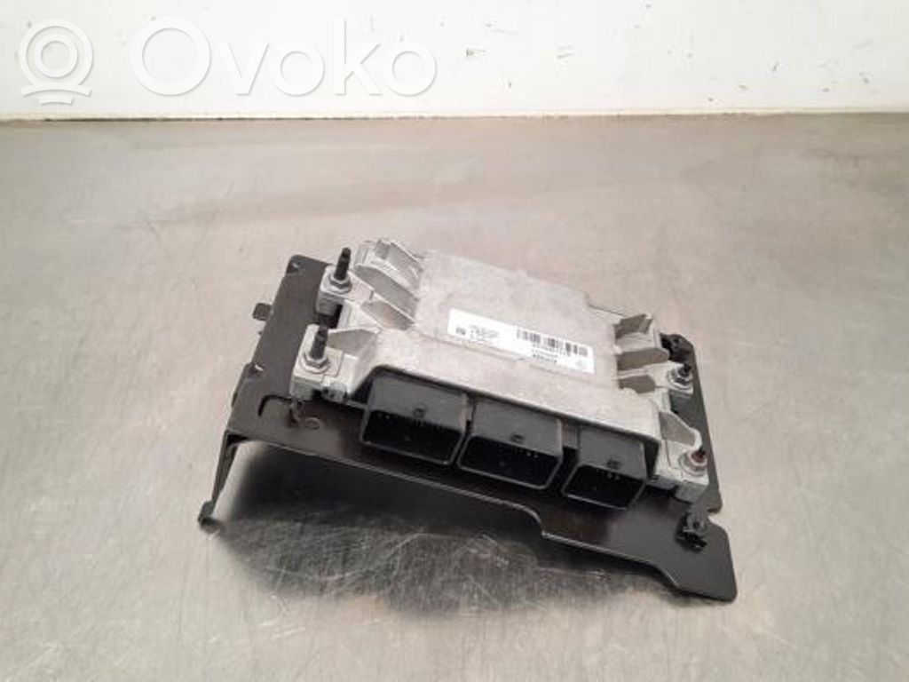 Renault Kangoo II Engine control unit/module 