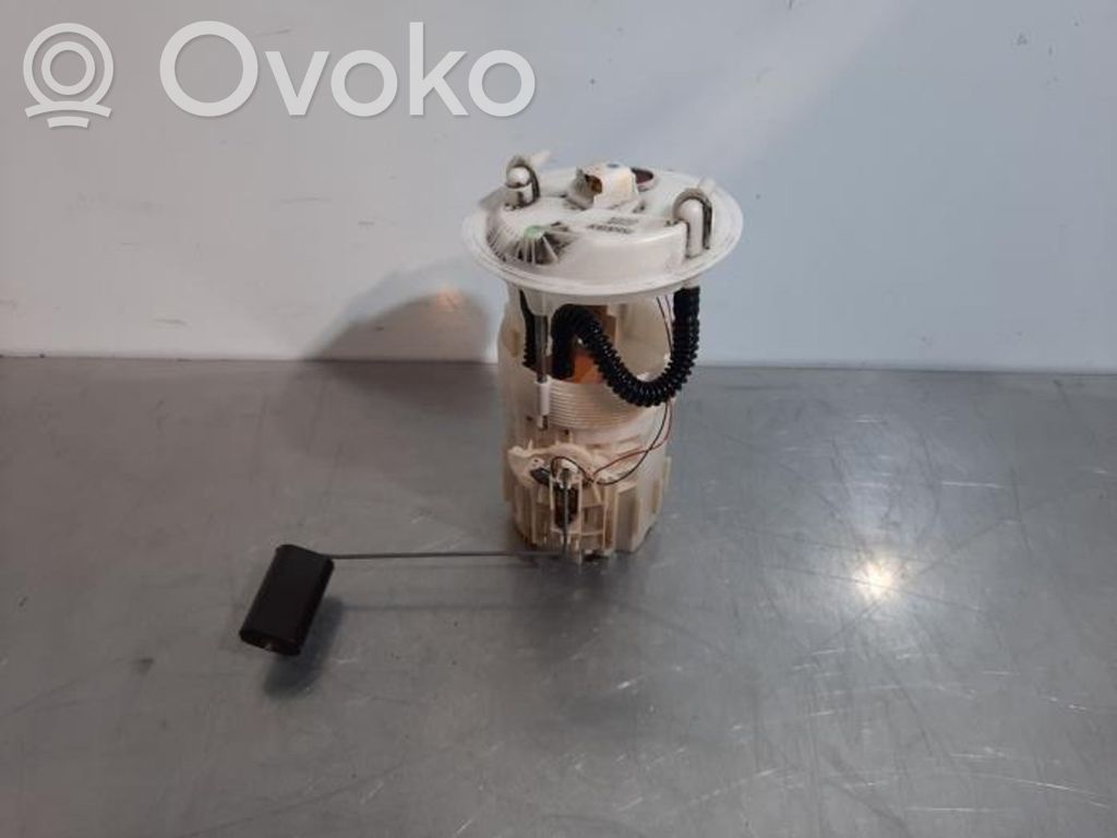 Bomba interna de combustible   170110001R