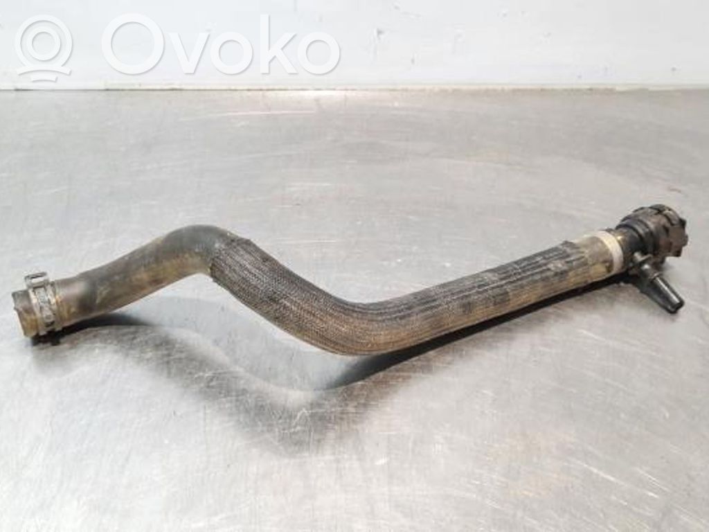 Land Rover Evoque I Tubo flessibile del liquido di raffreddamento del motore