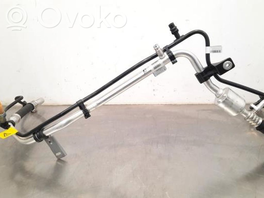 Opel Corsa F Gaisa kondicioniera caurulīte (-es) / šļūtene (-es) 