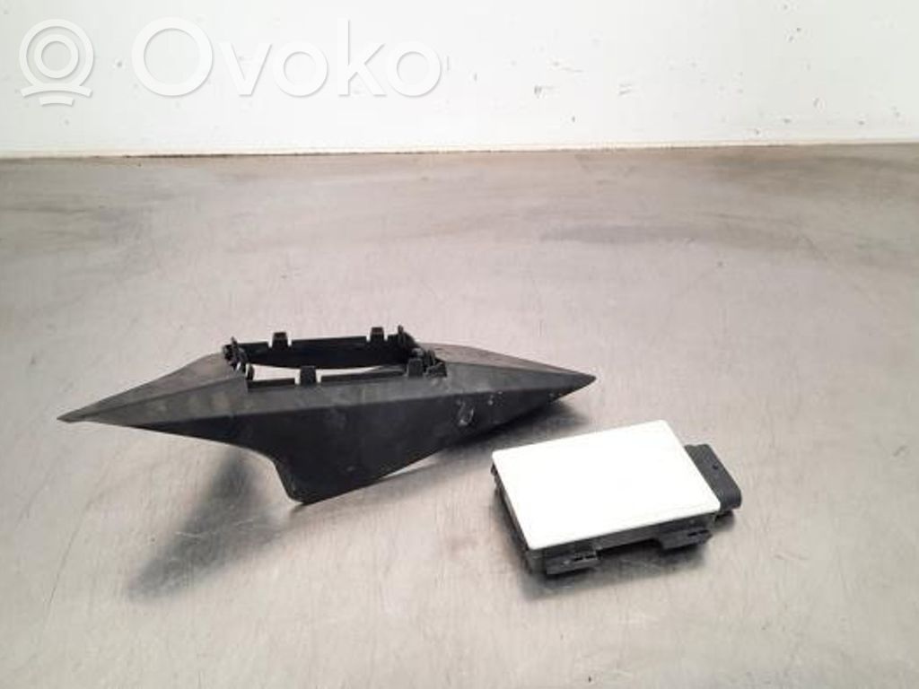 BMW 8 G16 Radar / Czujnik Distronic 
