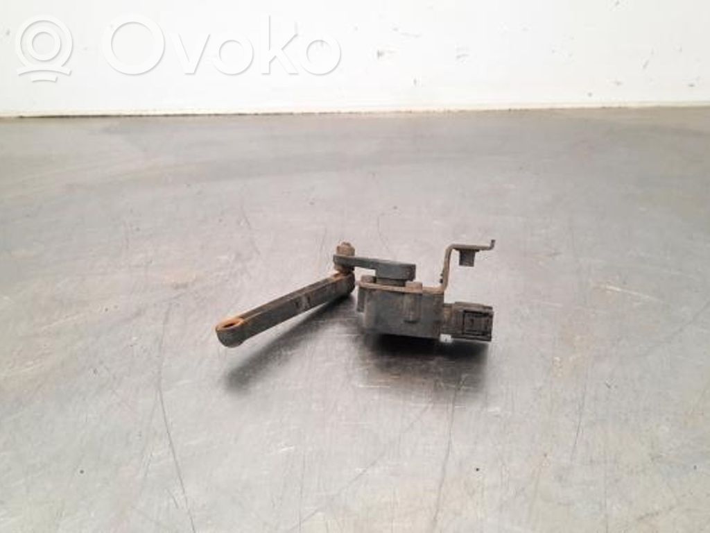 Front height sensor lever   6853754,6853754
