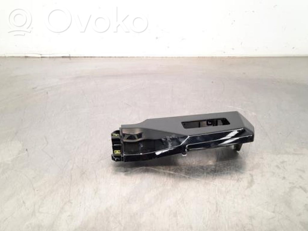 Other exterior part   4KR857966