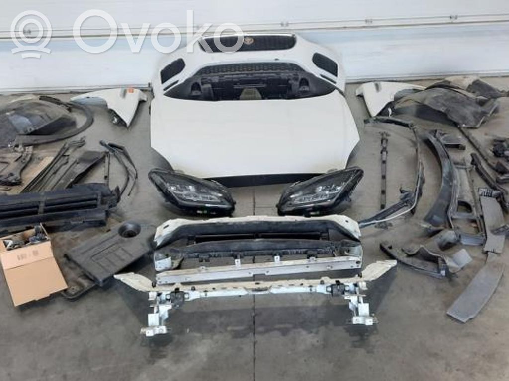 Jaguar E-Pace Front piece kit 