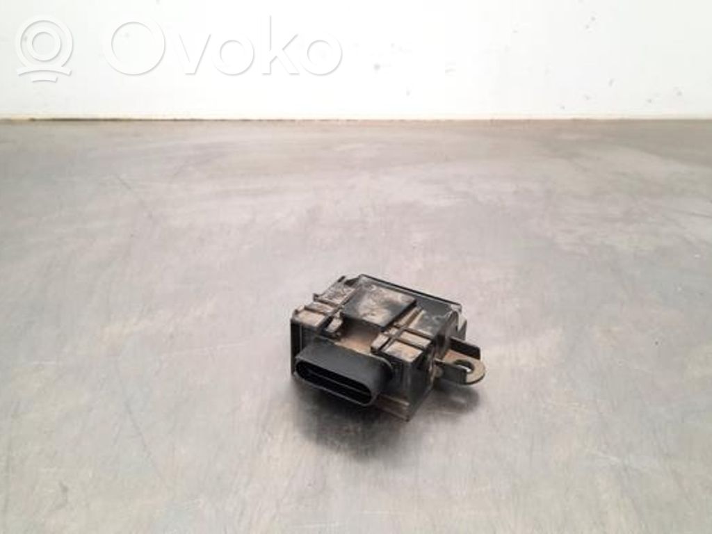 Audi Q3 8U Unité de commande / module de pompe à carburant 