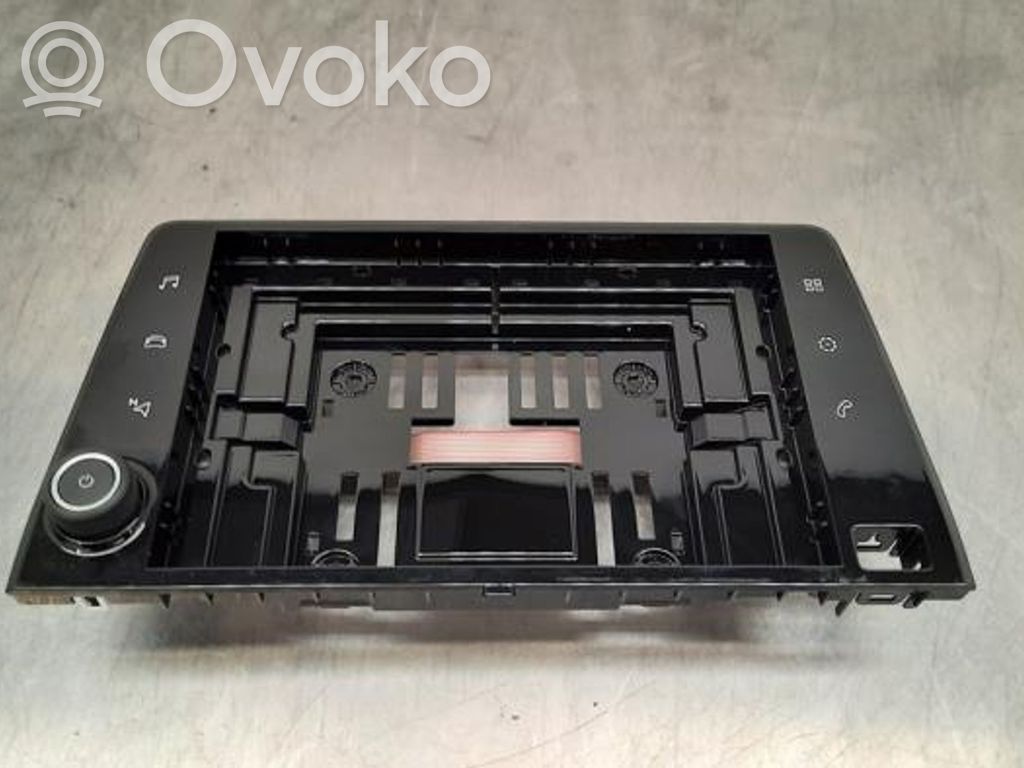 Opel Combo E Radio/GPS head unit trim 