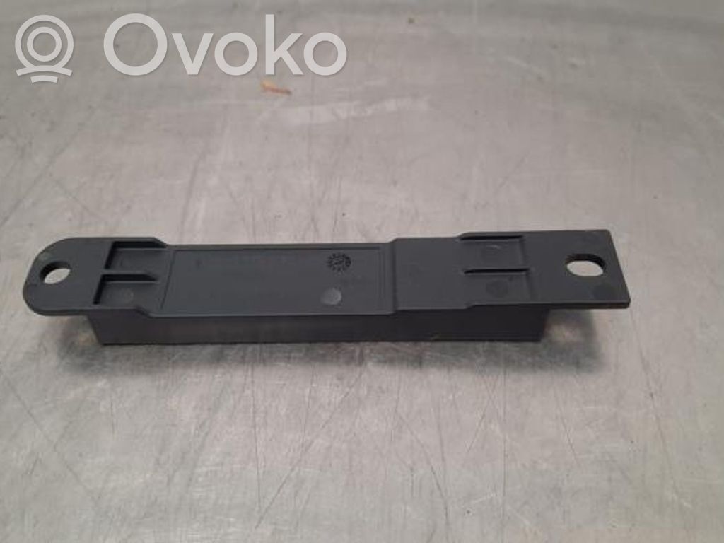 Mercedes-Benz A W177 Antenne système sans clé